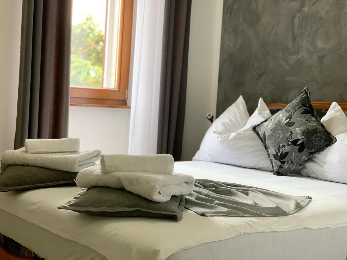 Rooms Valentino Poreč Buitenkant foto
