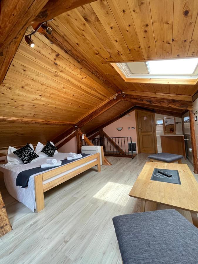 Rooms Valentino Poreč Buitenkant foto