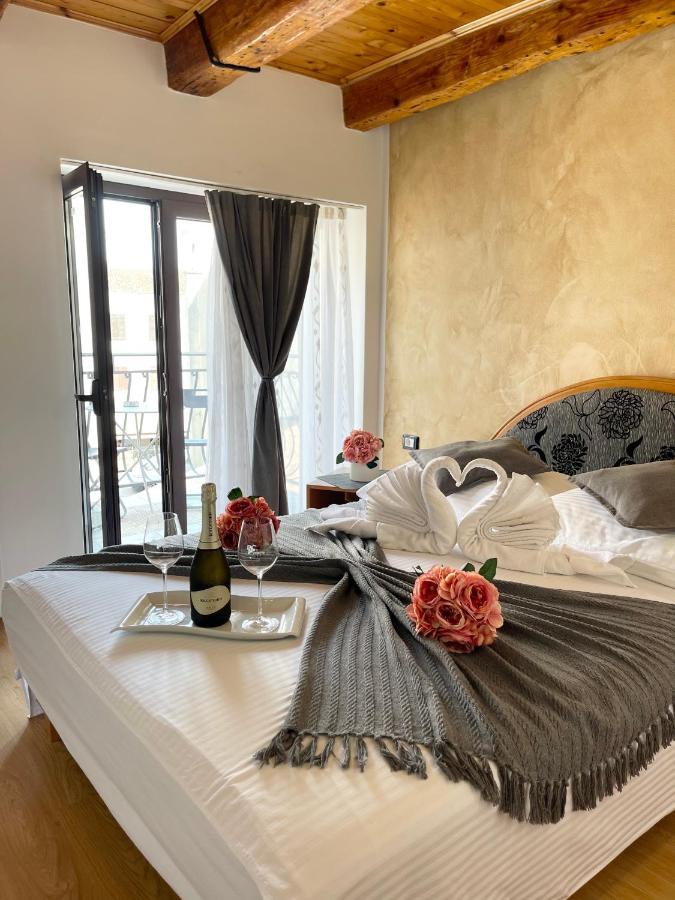 Rooms Valentino Poreč Buitenkant foto